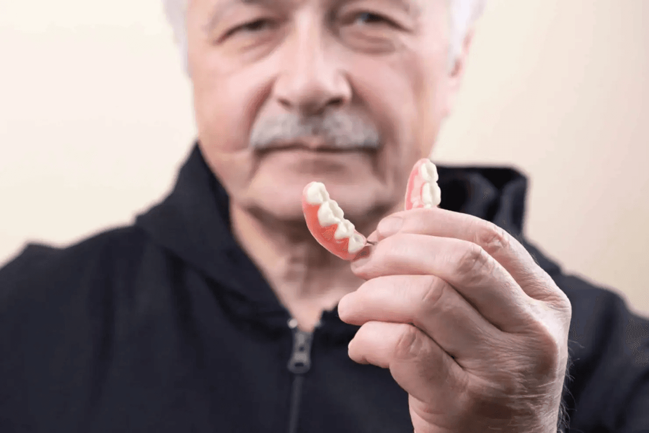 How Much Do Dentures Cost Privately in the UK?