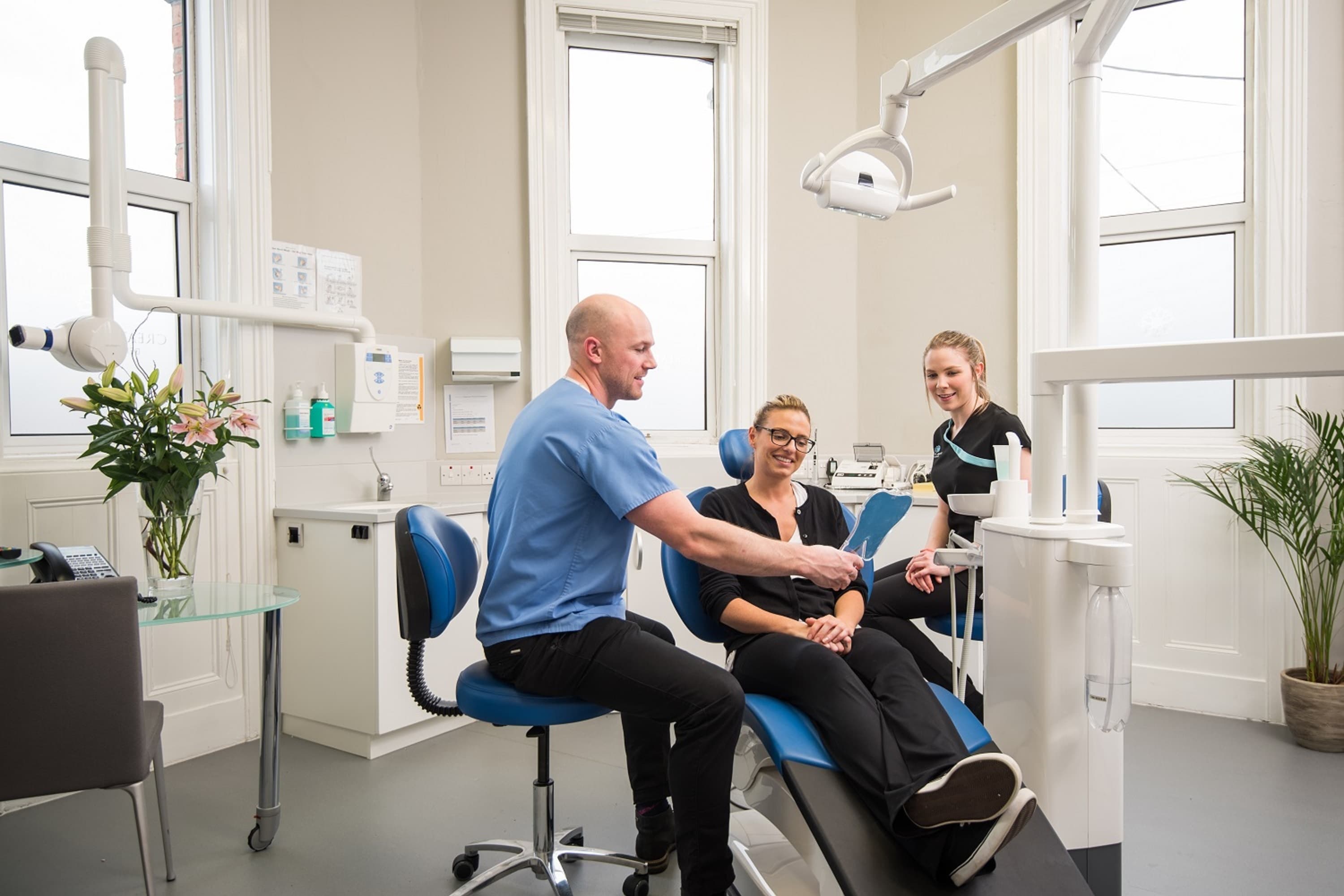 What’s Included in the All-on-4 Dental Implants Price? Know What You Pay for.